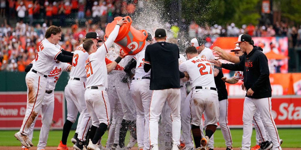 O’s ‘trying to wake the world up’ after clinching playoff berth