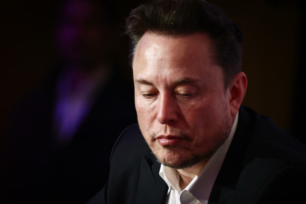 The SEC accuses Elon Musk of trying to ‘distort’ its investigation into his takeover of Twitter