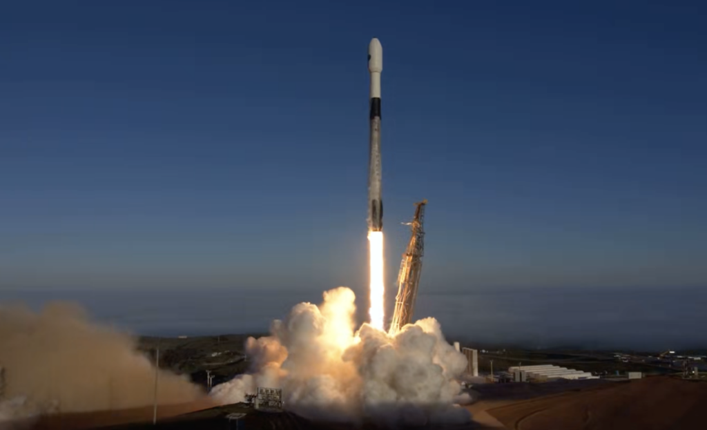 SpaceX launches U.S. military weather monitoring satellite