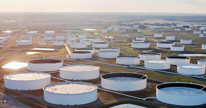 ‎US oil inventories shed 6.4M barrels after four straight weeks of gains