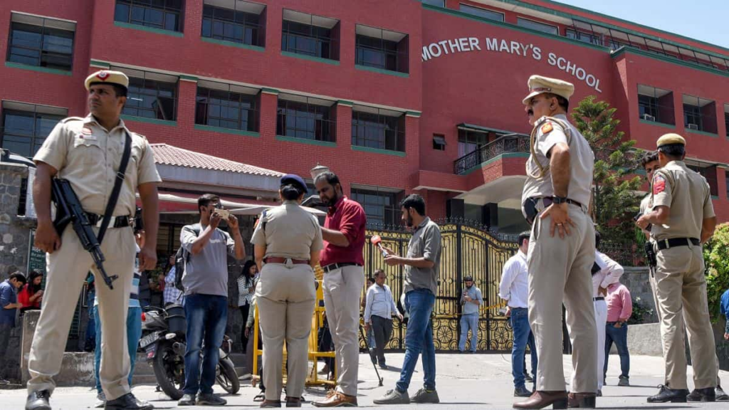 Bomb threat in Delhi schools: Govt issues advisory, FIR registered against unknown people