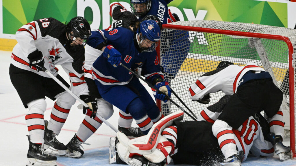 Canada beats U.S. for U18 hockey gold as McKenna picks up hat trick