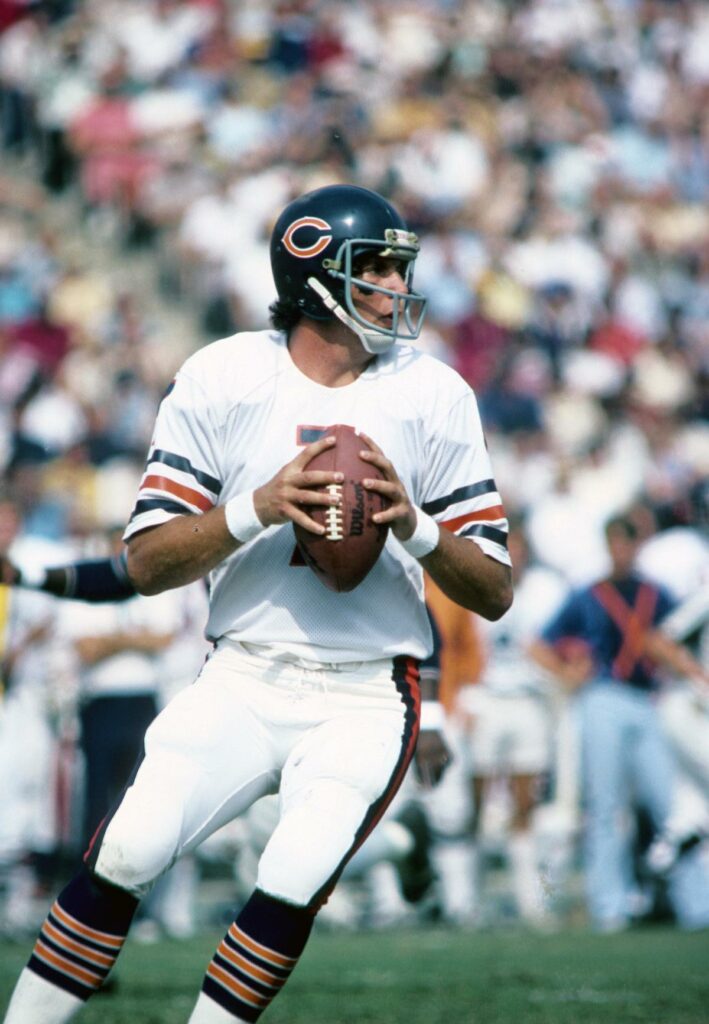 Bears release statement following former QB Bob Avellini’s death