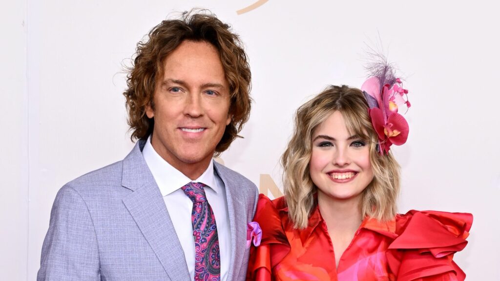 Anna Nicole Smith’s teen daughter Dannielynn supports dad Larry Birkhead during trip back home