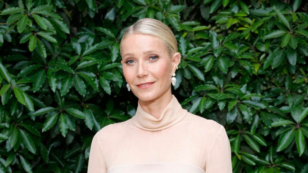 Gwyneth Paltrow’s children Apple and Moses tower over her in star-studded photo ahead of family’s emotional change