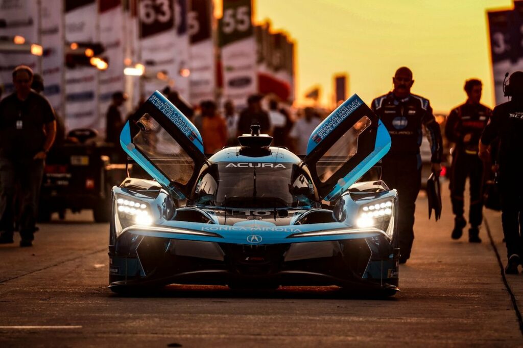 IMSA Laguna Seca: Acura fastest, Aitken shunts Cadillac in FP1