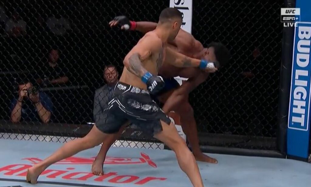 UFC St. Louis Results: Carlos Ulberg stops Alonzo Menifield in 12 seconds (Video)