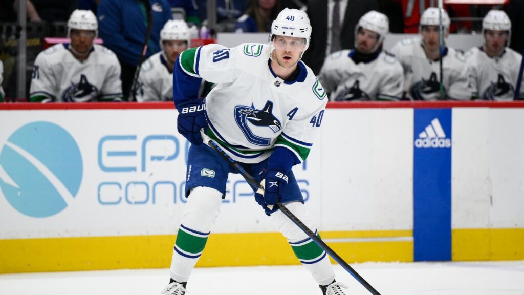 Analyzing Elias Pettersson’s Game 4 performance, Rick Tocchet’s comments