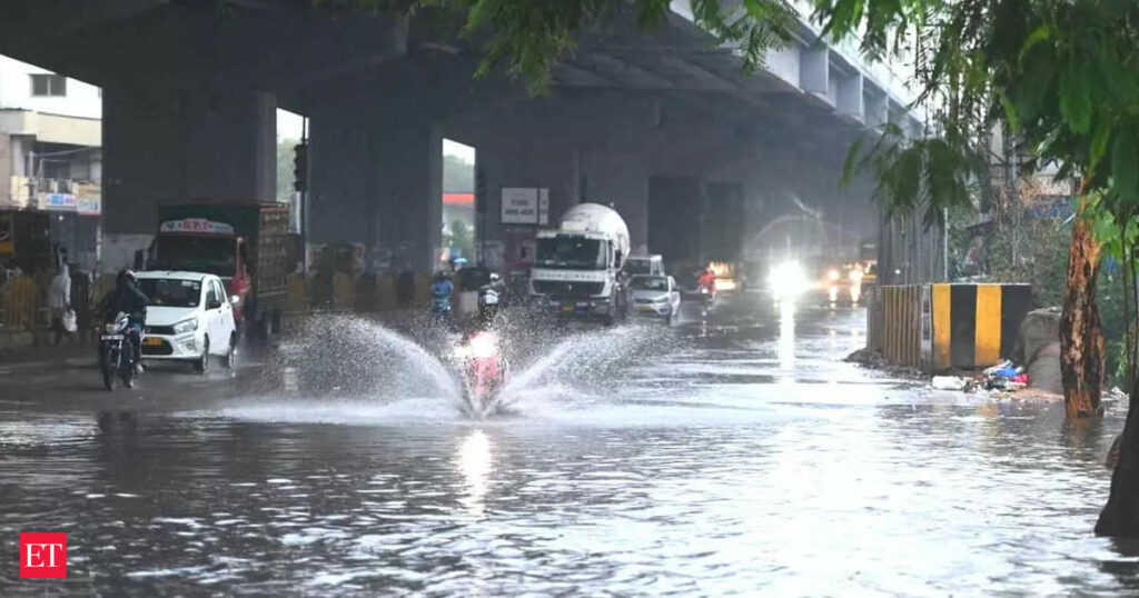 Hyderabad rains bring flooding, traffic woes