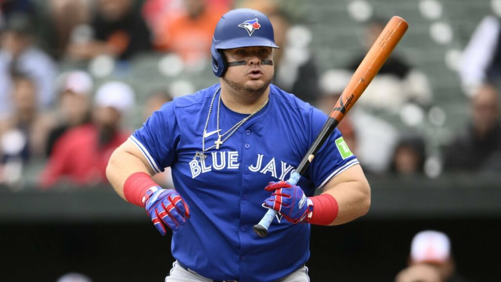 Why it’s time for Blue Jays to put an end to the Vogelbach experiment