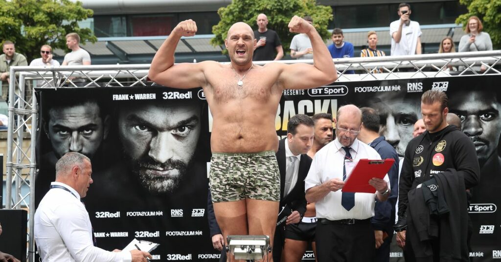 Tyson Fury vs. Oleksandr Usyk weigh-in video