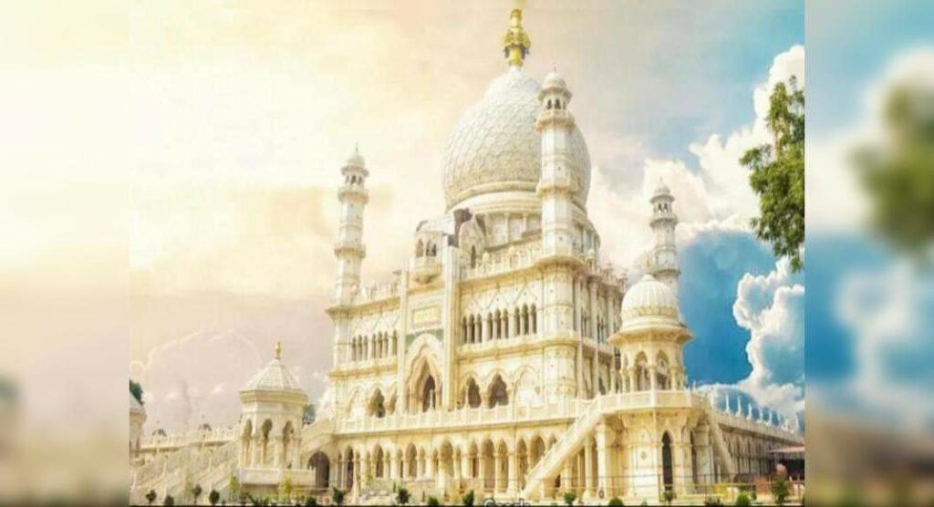 Agra gets new white marvel, posing competition to Taj Mahal