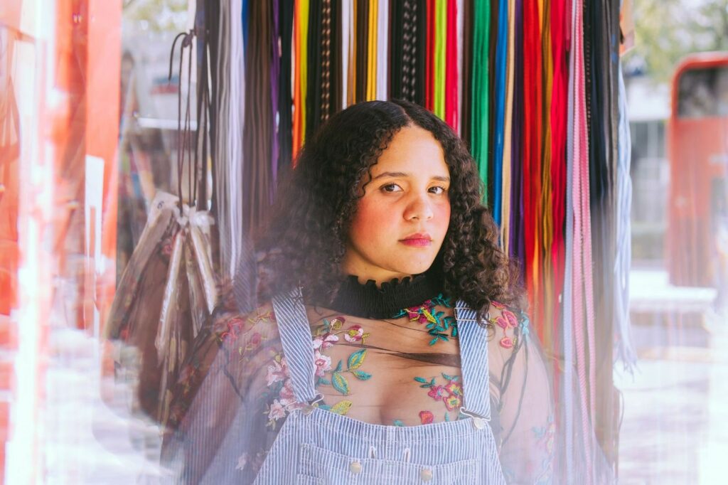 Lido Pimienta Shares New Song “He Venido al Mar”: Listen