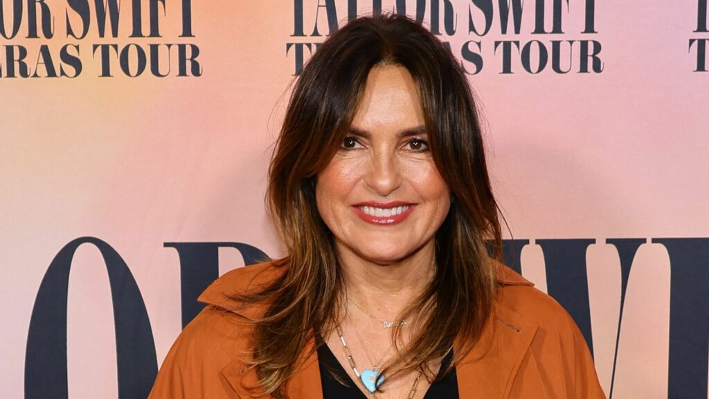 Mariska Hargitay’s summer-ready new hair has fans swooning — check out her latest look