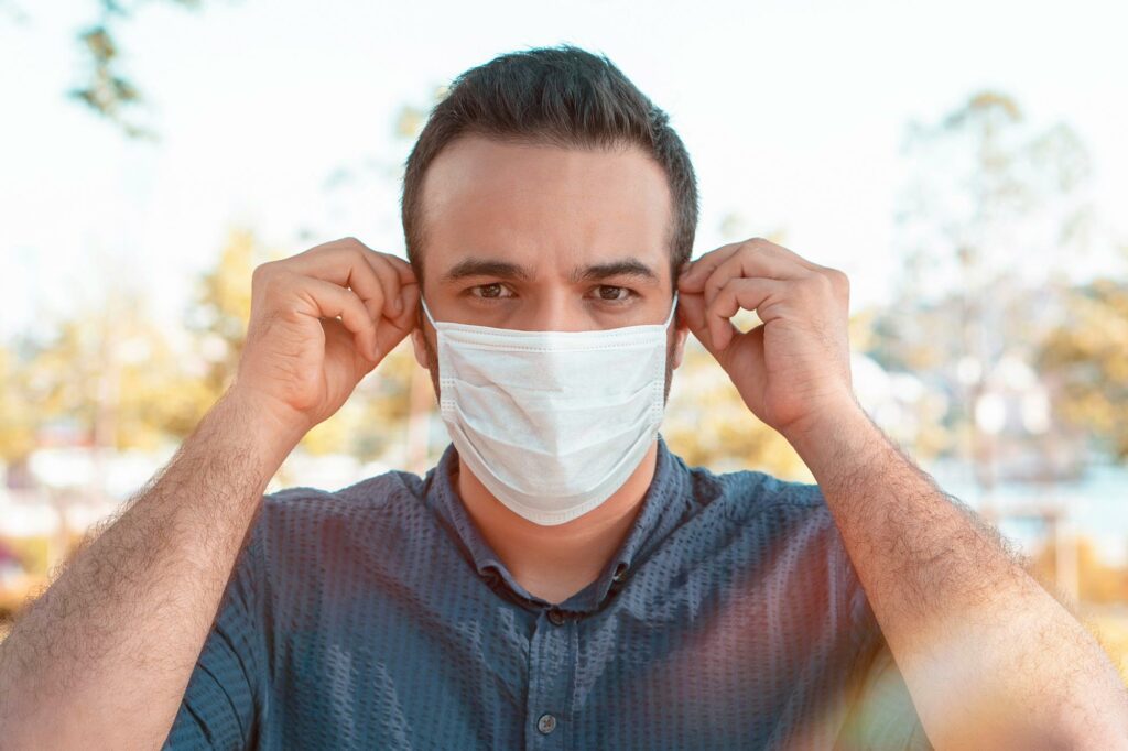 Mask Myth Busted? New Research Reveals That Wearing Face Masks Did Not Reduce Risk of COVID Infection After First Omicron Wave