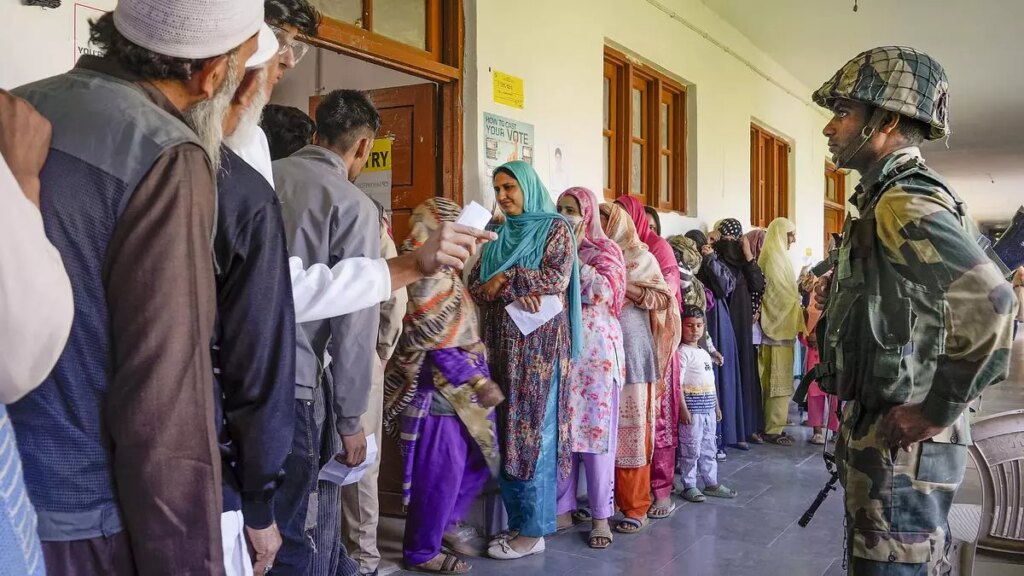 Better administration and poll management leads to robust polling in Srinagar, Baramulla