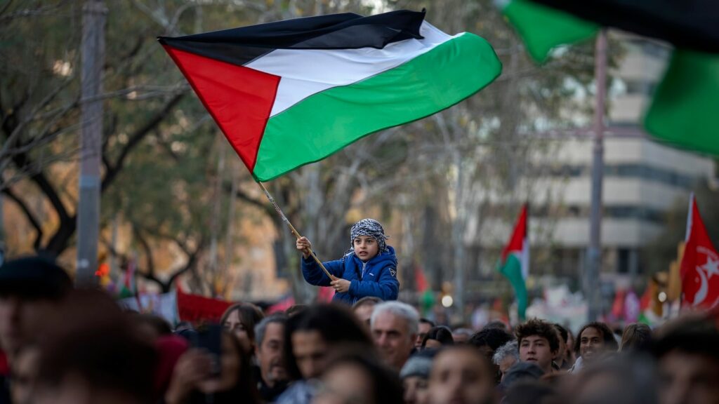 Norway, Ireland and Spain recognize Palestinian state; Israel condemns move