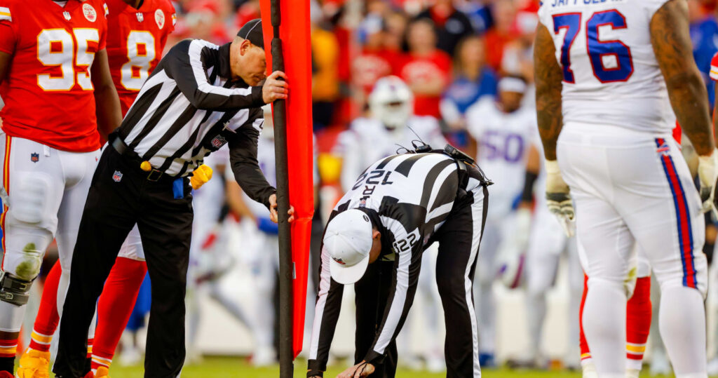 Report: NFL to Test 1st Down Technology in Preseason; Rule Change in 2024 If Approved