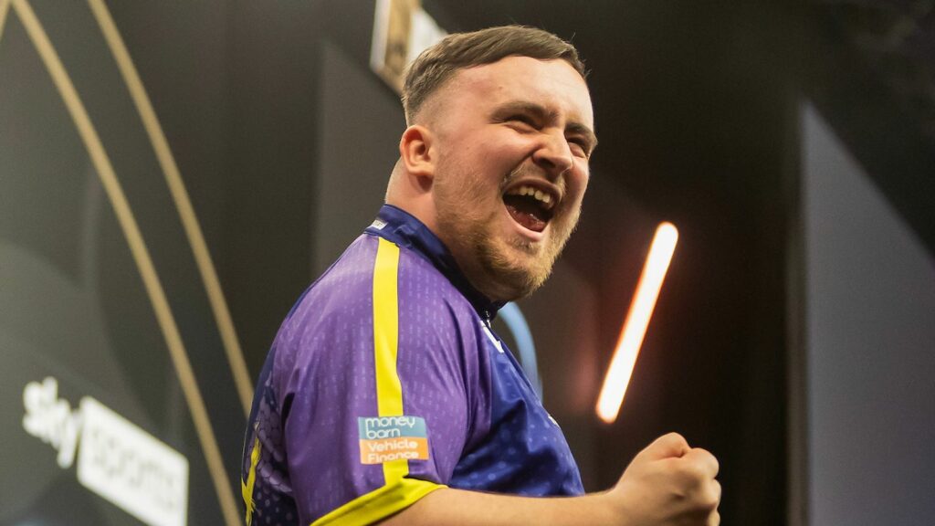 Premier League Darts: Luke Littler hits nine-darter on way to victory over Luke Humphries in final | Darts News | Sky Sports