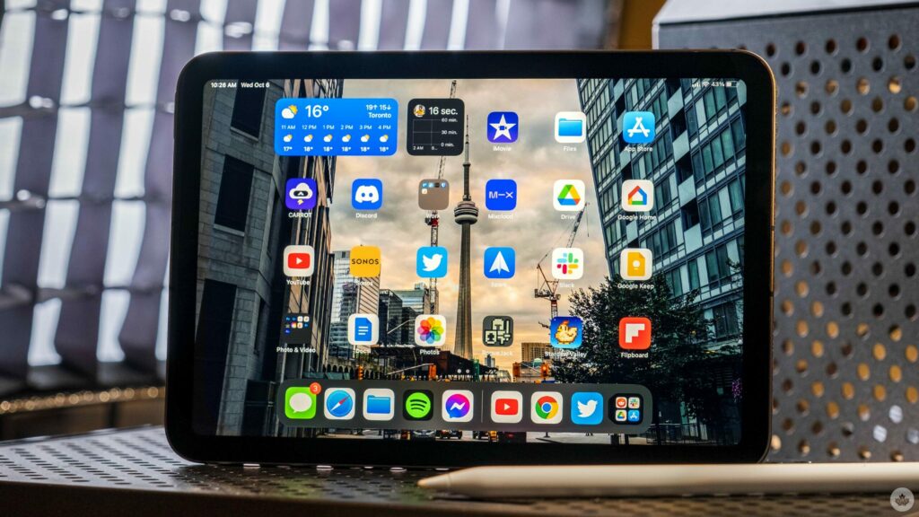 Apple expected to bring OLED tech to iPad mini and Air in 2026