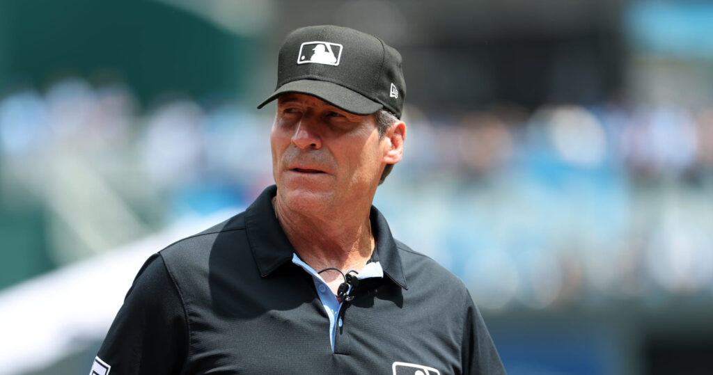 MLB Umpire Ángel Hernández Announces Retirement After 34 Seasons in Majors