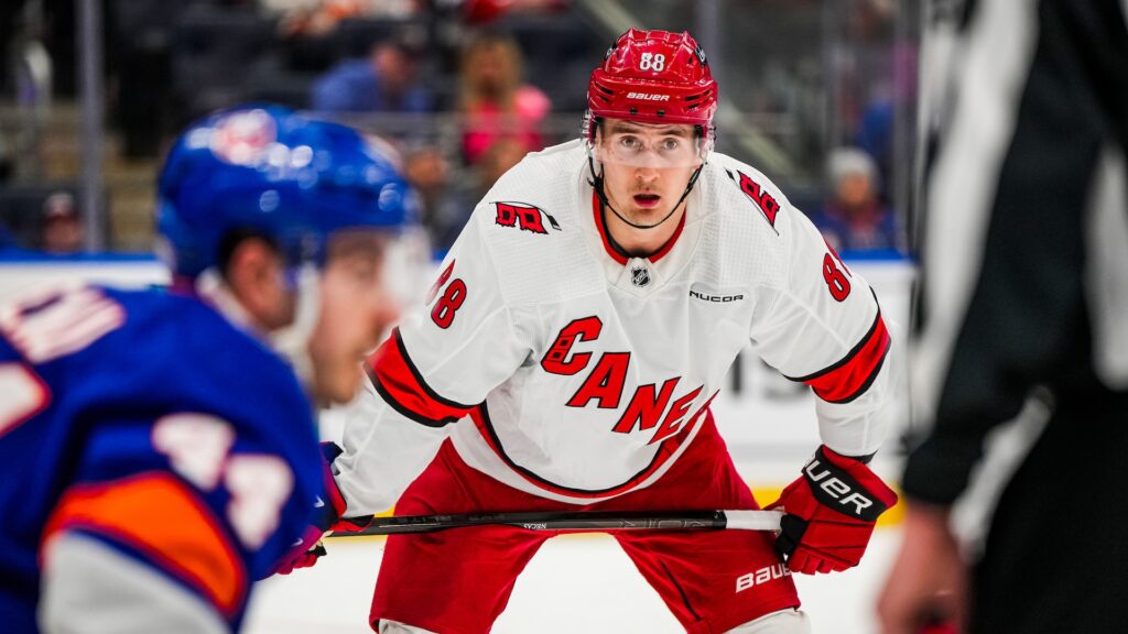 Kent Hughes has (already) called the Hurricanes about Necas, says Pierre LeBrun