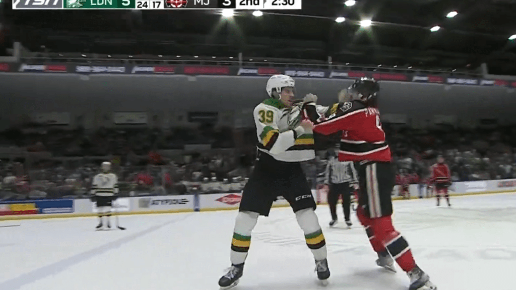 A Canadian Hockey League fight was filmed by a camera person on the ice and the result is so cool