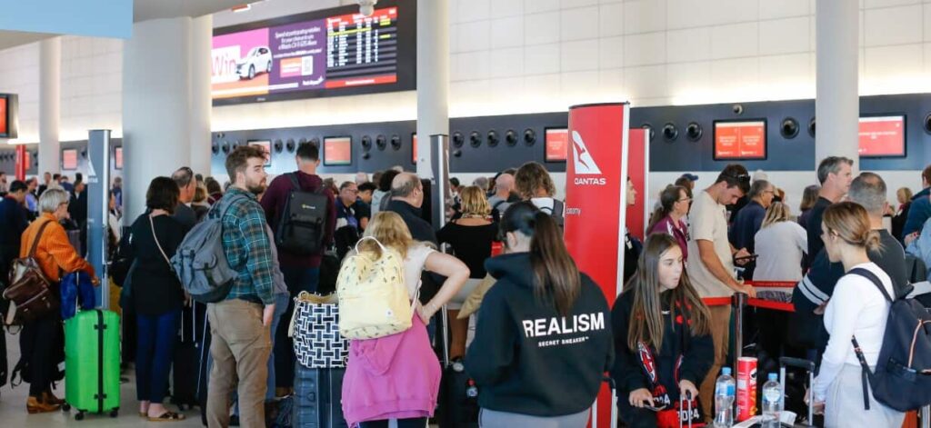 Fuel supply issue prompts investigation as up to 70 flights cancelled at Perth Airport