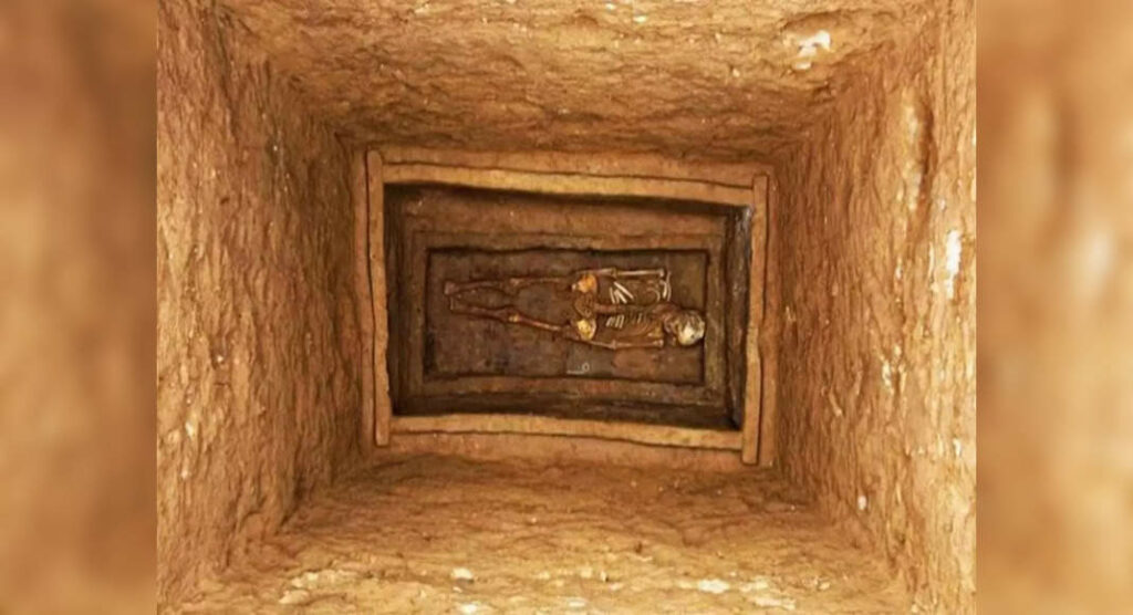 445 ancient tombs, dating back 2000-year-old, discovered in China