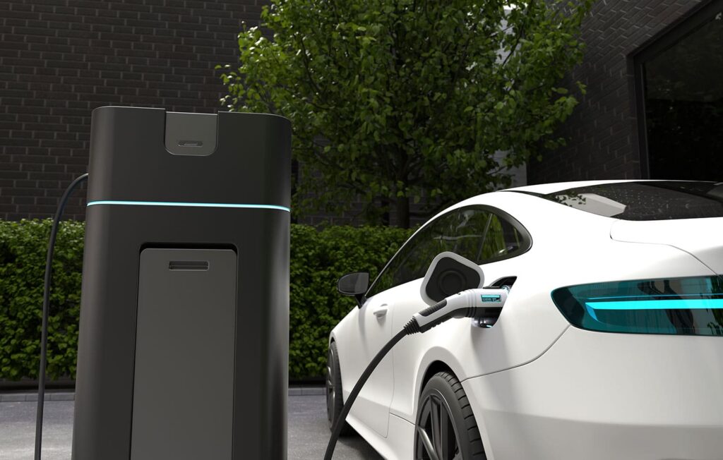 Smart charging station minimizes price, waiting time for electric drivers