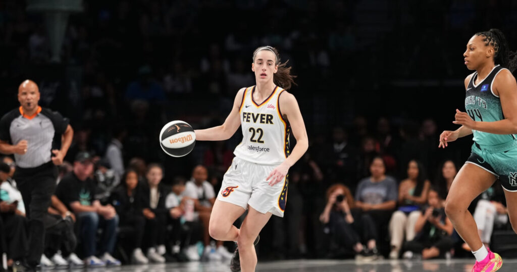 Caitlin Clark Struggles in Loss to Ionescu, Liberty; Fever Star Suffers Ear Injury