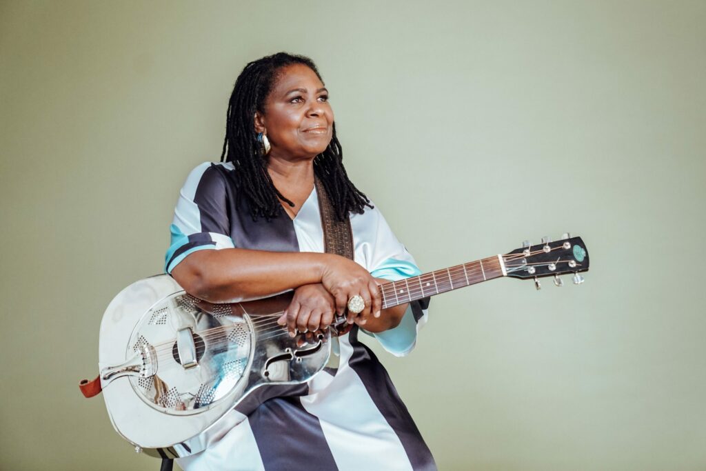 Blues Luminary Ruthie Foster Unveils ‘Rainbow’ — Soaring First Single From Upcoming New Album ‘Mileage’ due out August 23 via Sun Records