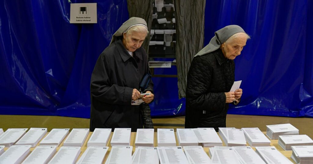 Voting in 20 EU countries underway as election for the European Parliament enters its final day