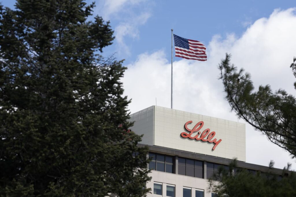 Eli Lilly’s Alzheimer’s drug gets backing from FDA advisers