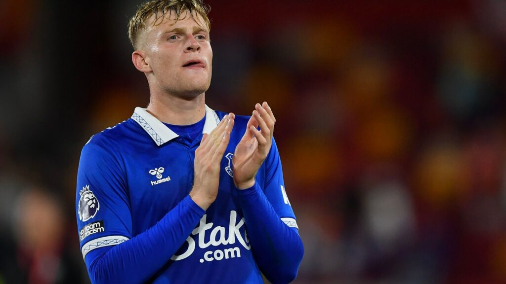 Man United open talks with Everton over Jarrad Branthwaite after striking deal on personal terms