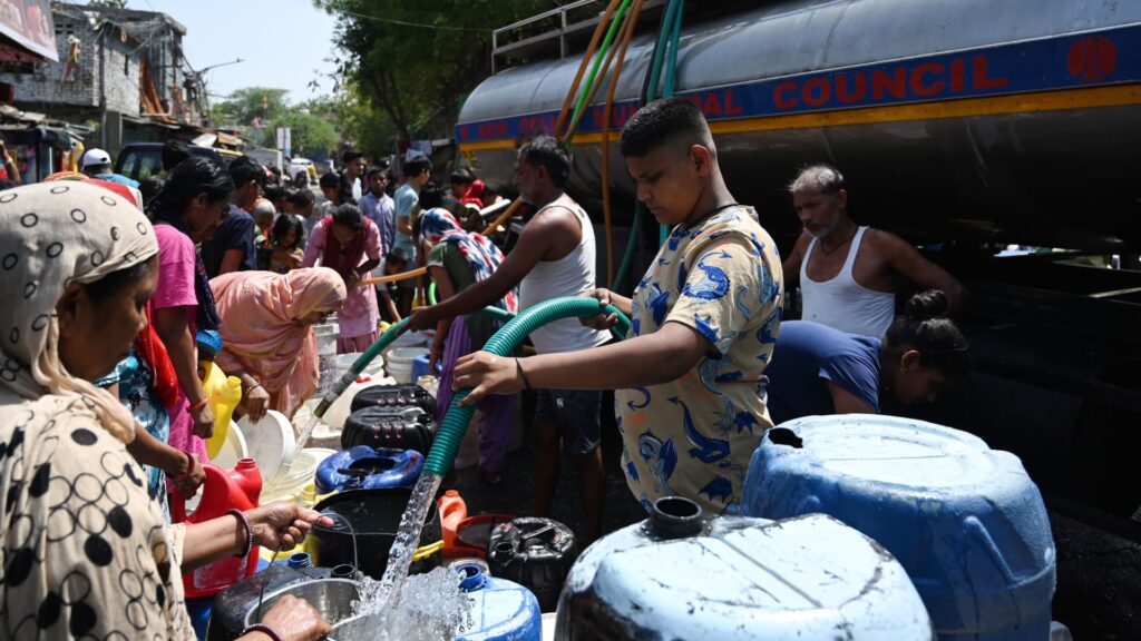In pictures: India records ‘longest’ heatwave, Delhi faces water crisis