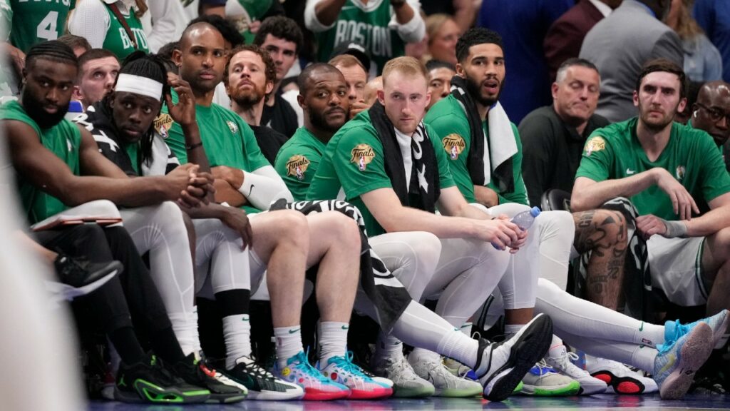Celtics head home with chance to clinch title in front of fans