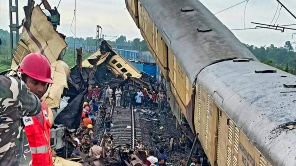 Kanchanjungha Express Accident: Eastern Railways cancel 19 trains; Ministry issues helpline numbers