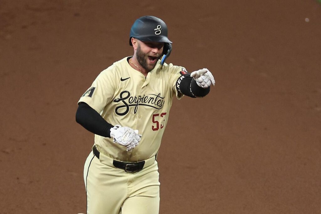 Diamondbacks’ 1B Christian Walker Headed For A Big Offseason Payday