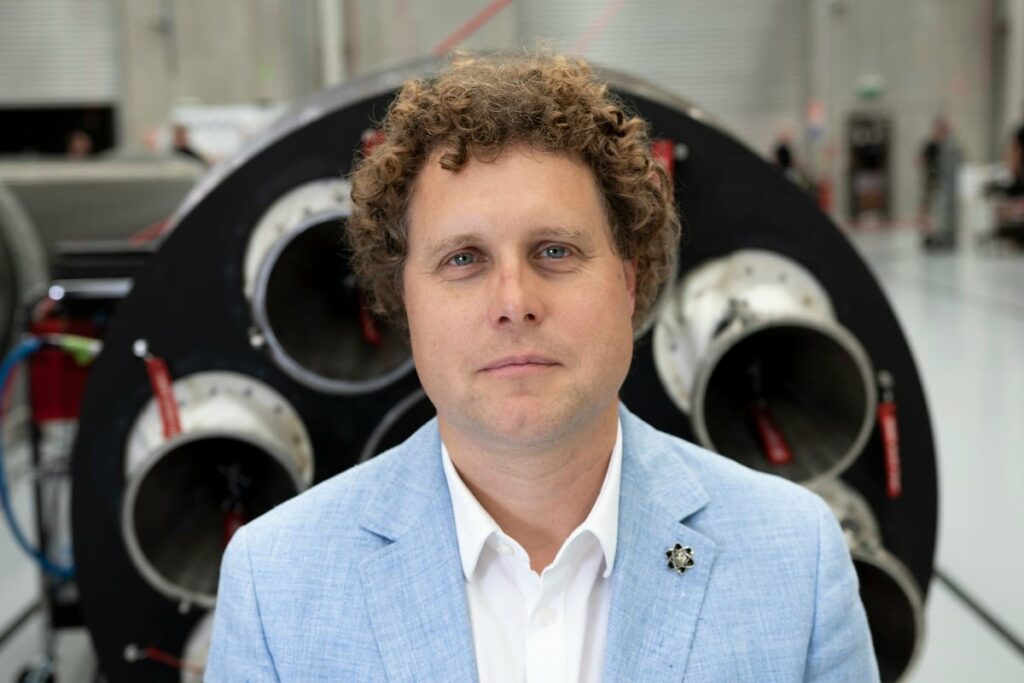 50 launches, 1 knighthood – Rocket Lab CEO talks heavy-lift rockets, Venus, and Musk