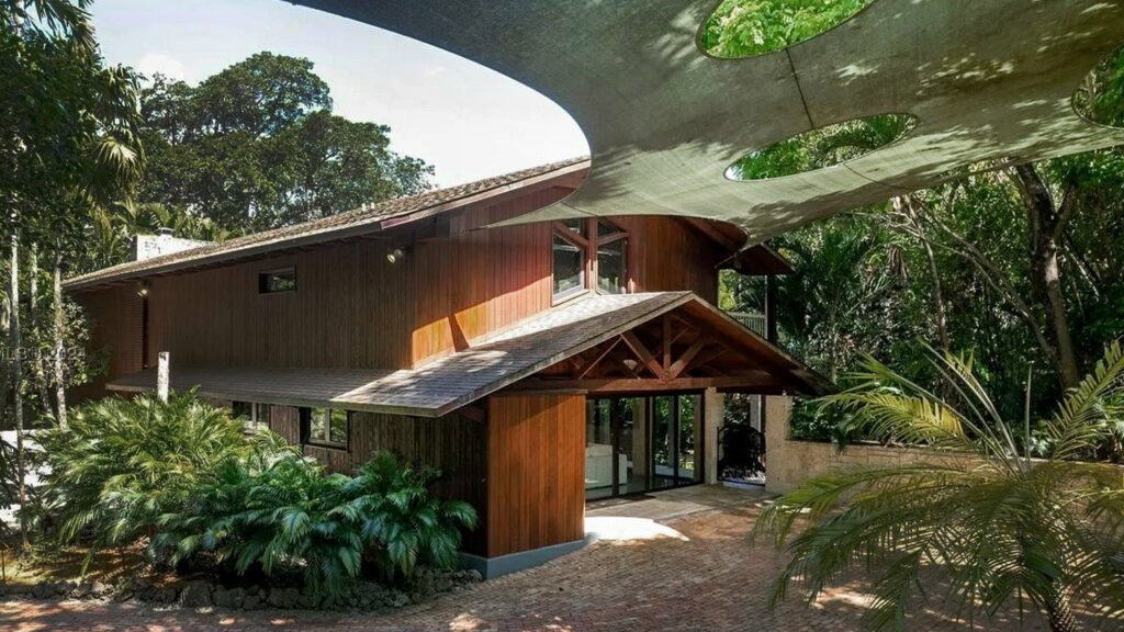 This Lush Florida Hideaway Is a $4.9M Midcentury Modern Gem