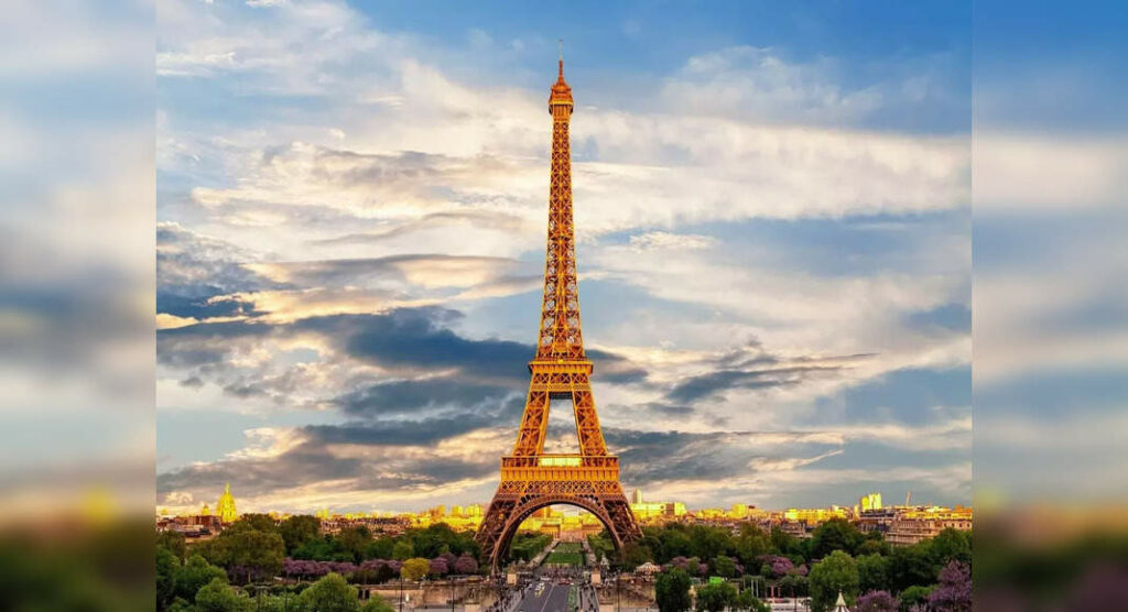 Paris’s Eiffel Tower ticket price increased by 20 percent to meet the maintenance cost