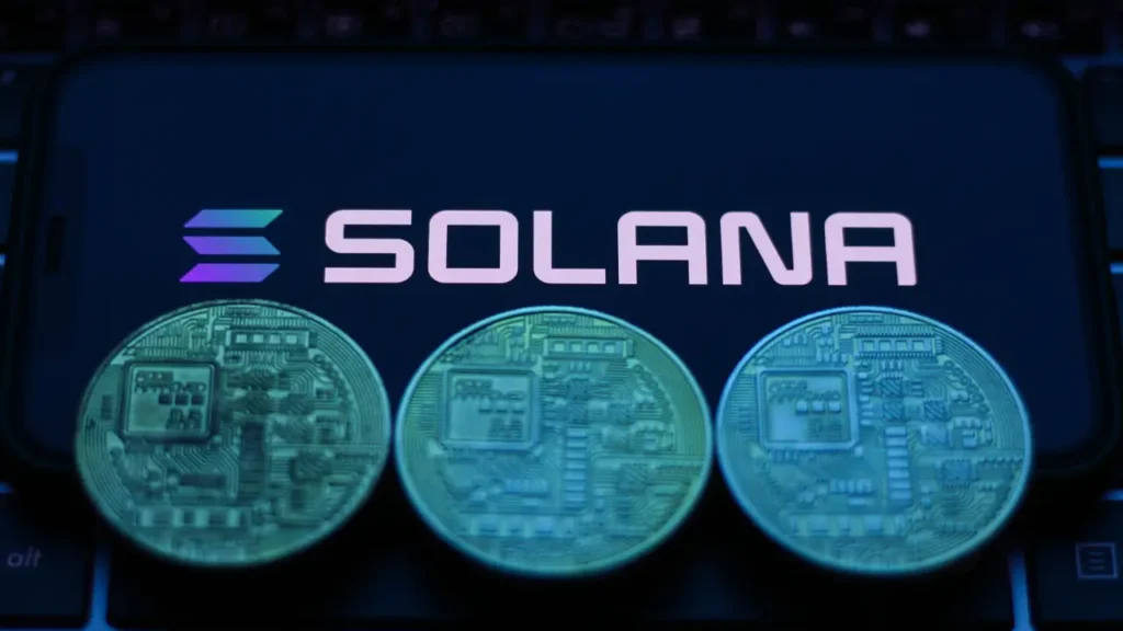 Solana Price Hints A Bullish Surge! SOL Price To Reclaim $180?