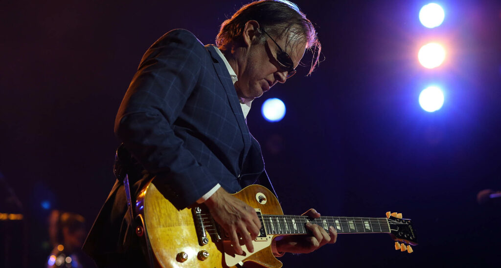 “Some of the greatest sounds were created on junk!” Joe Bonamassa reveals the secret to getting great tones from affordable gear