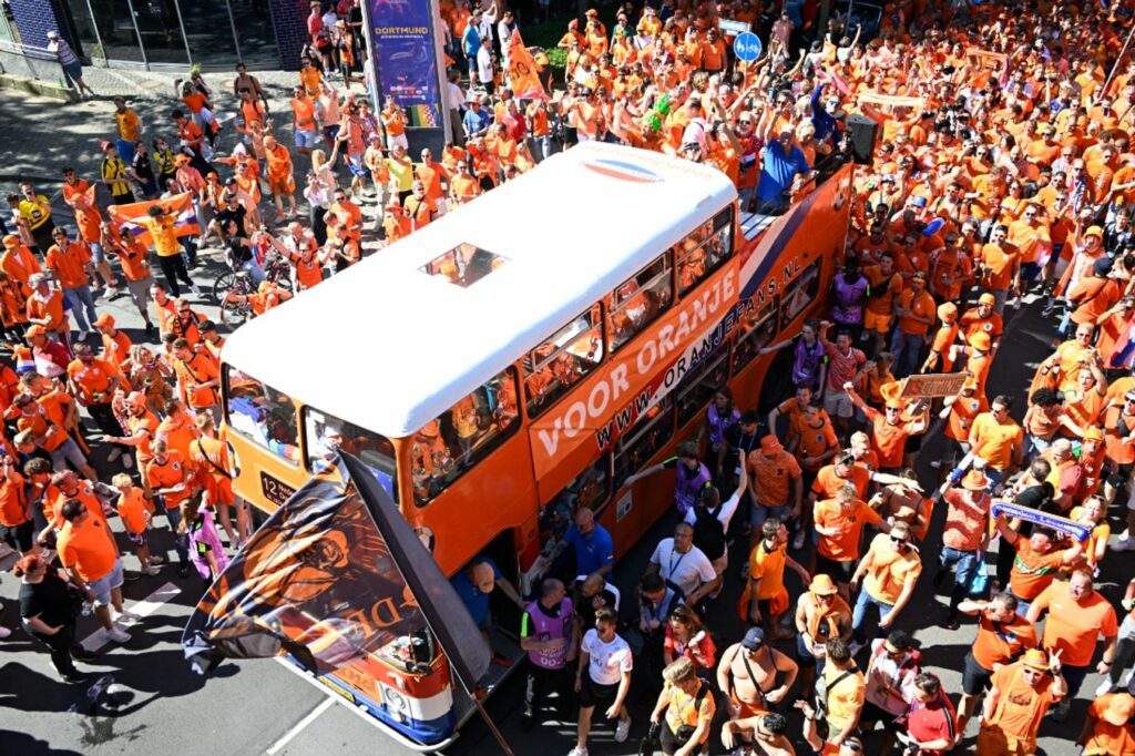 Euro 2024: Netherlands, England fans clash in Berlin