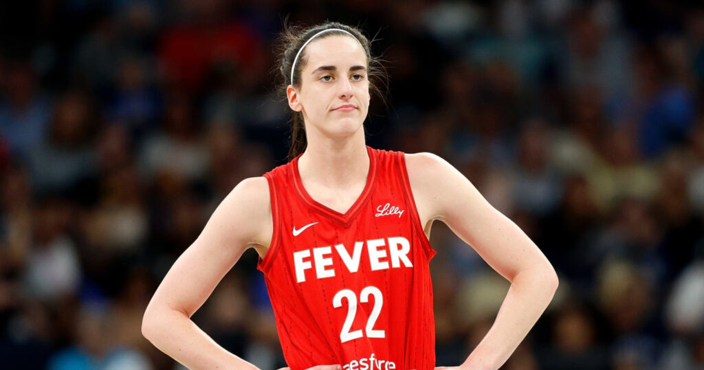 Caitlin Clark’s Clutch 4th Quarter Praised by WNBA Fans as Fever Rally to Beat Lynx