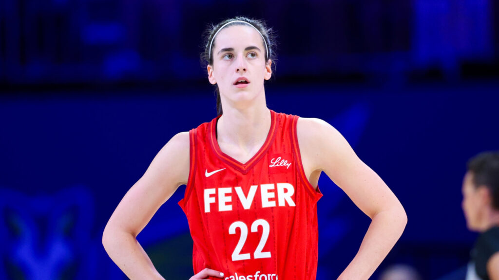 Caitlin Clark sets WNBA single-game record vs. Wings