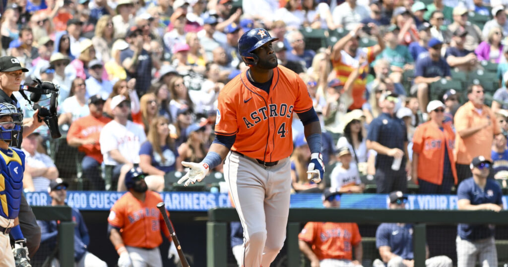 Video: Astros’ Yordan Álvarez Hits for 1st Career Cycle vs. Mariners