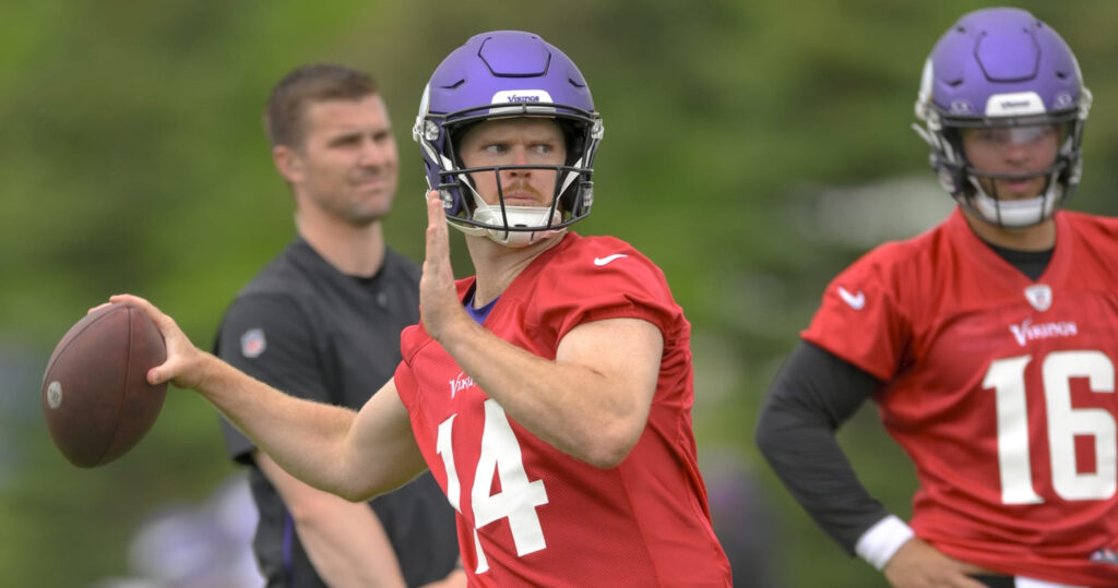 Vikings HC: Sam Darnold to Get ‘Majority’ of QB1 Reps over JJ McCarthy in Camp