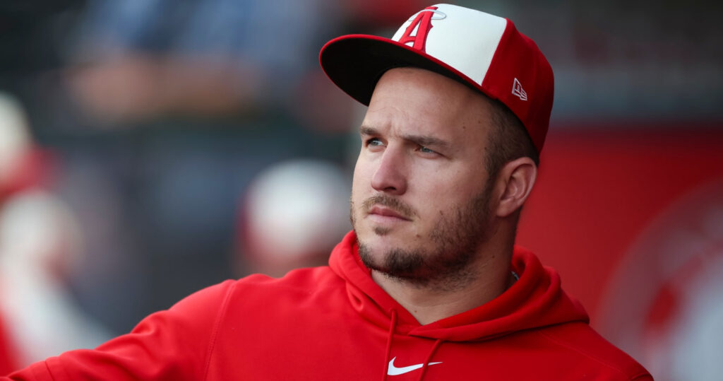 Angels’ Mike Trout Exits 1st Rehab Game After Surgery amid Knee Injury Soreness